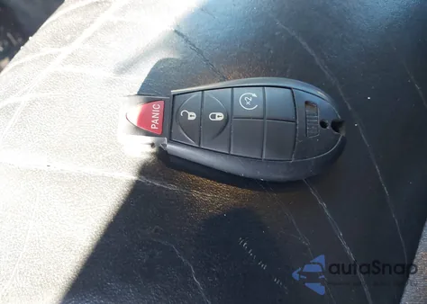 2011 Jeep Grand Cherokee Laredo z USA, uszkodzony, nr VIN 1J4RS4GG2BC681303